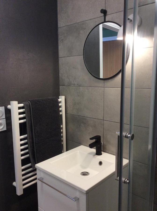 Les Obiones, Vue Laterale Mer, Fort Mahon Plage, Magnifique Studio Cabine 4P, Avec Balcon , Parking Prive Gratuit, Wifi, Classe 2 Etoiles, Exposition Plein Sud En Baie De Somme מראה חיצוני תמונה